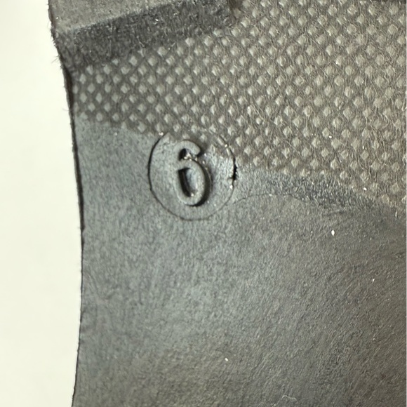 Qupid Leopard Print Ankle Boots • Size 6 • chunky Block Lug Heel • EUC - Picture 10 of 16